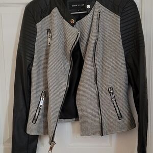 Black Rivet Women's Textured Gray and Black Leather Jacket
